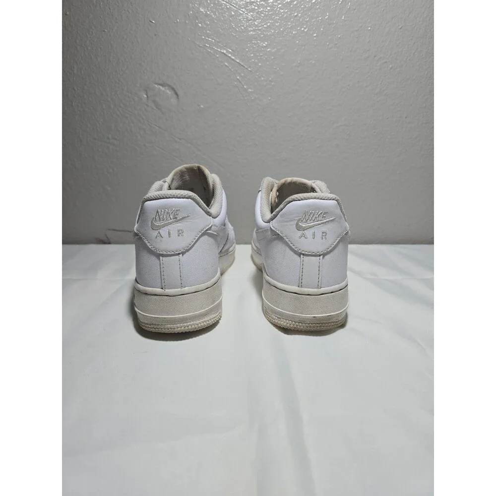 Nike Air Force 1 '07 Low Triple White Women's Size 8.5 (DD8959-100) [3S]